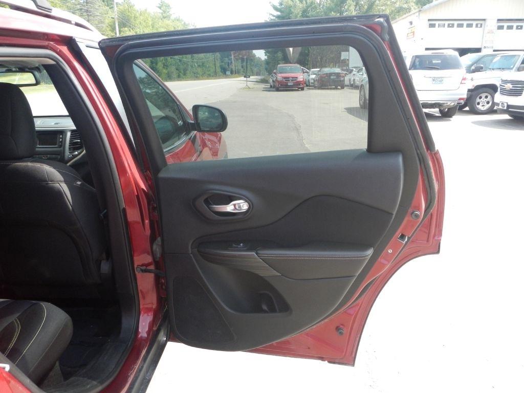 Jeep Cherokee Latitude 4WD 2015