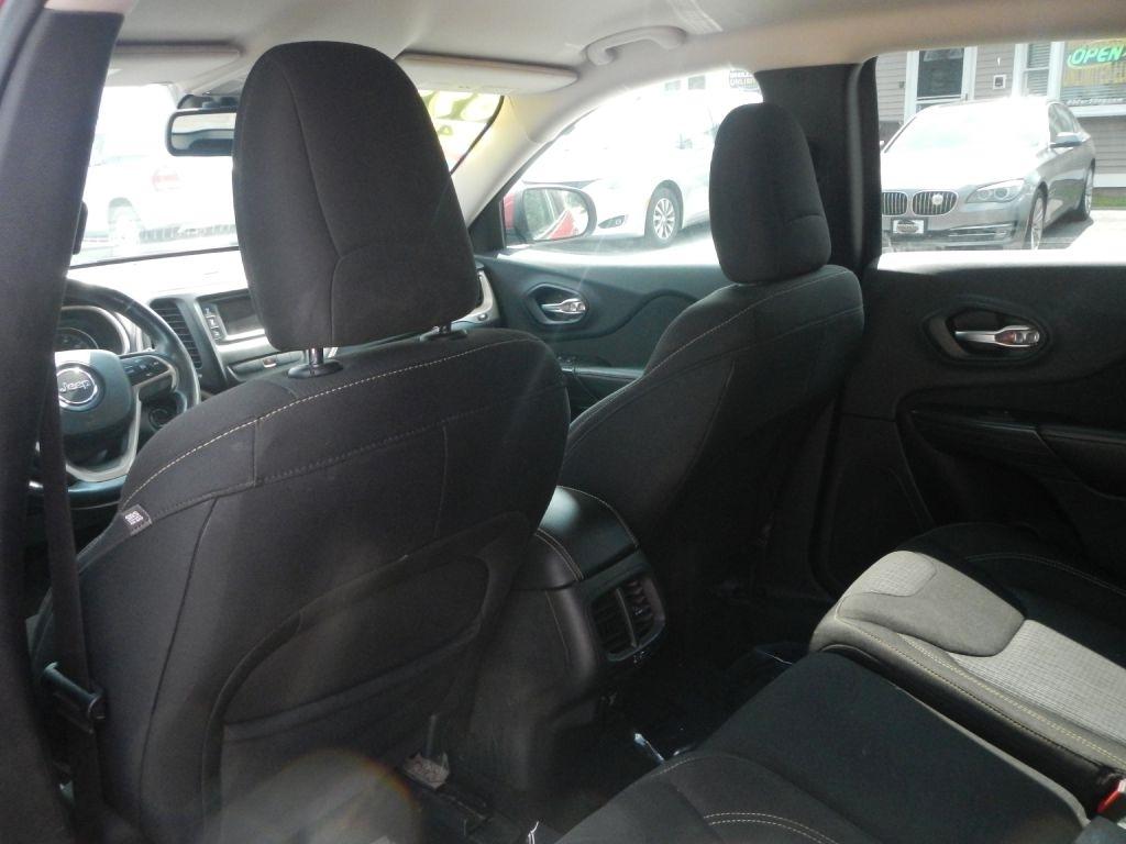 Jeep Cherokee Latitude 4WD 2015