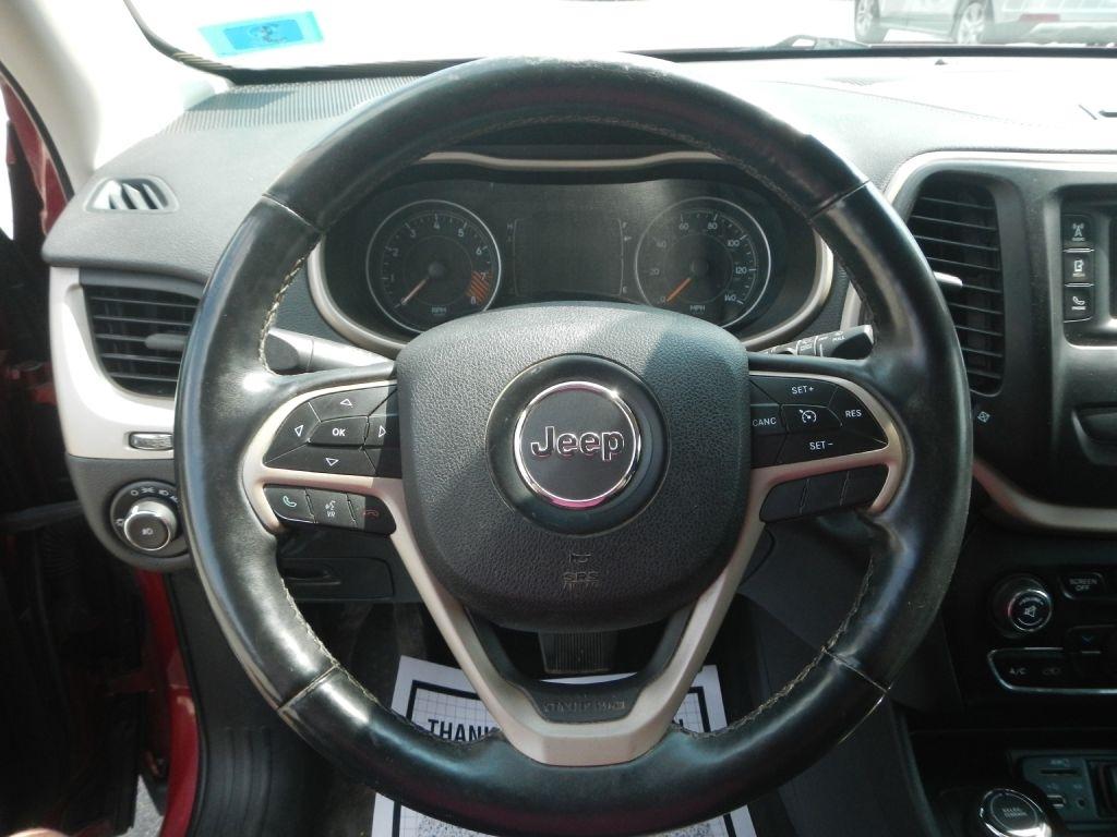 Jeep Cherokee Latitude 4WD 2015