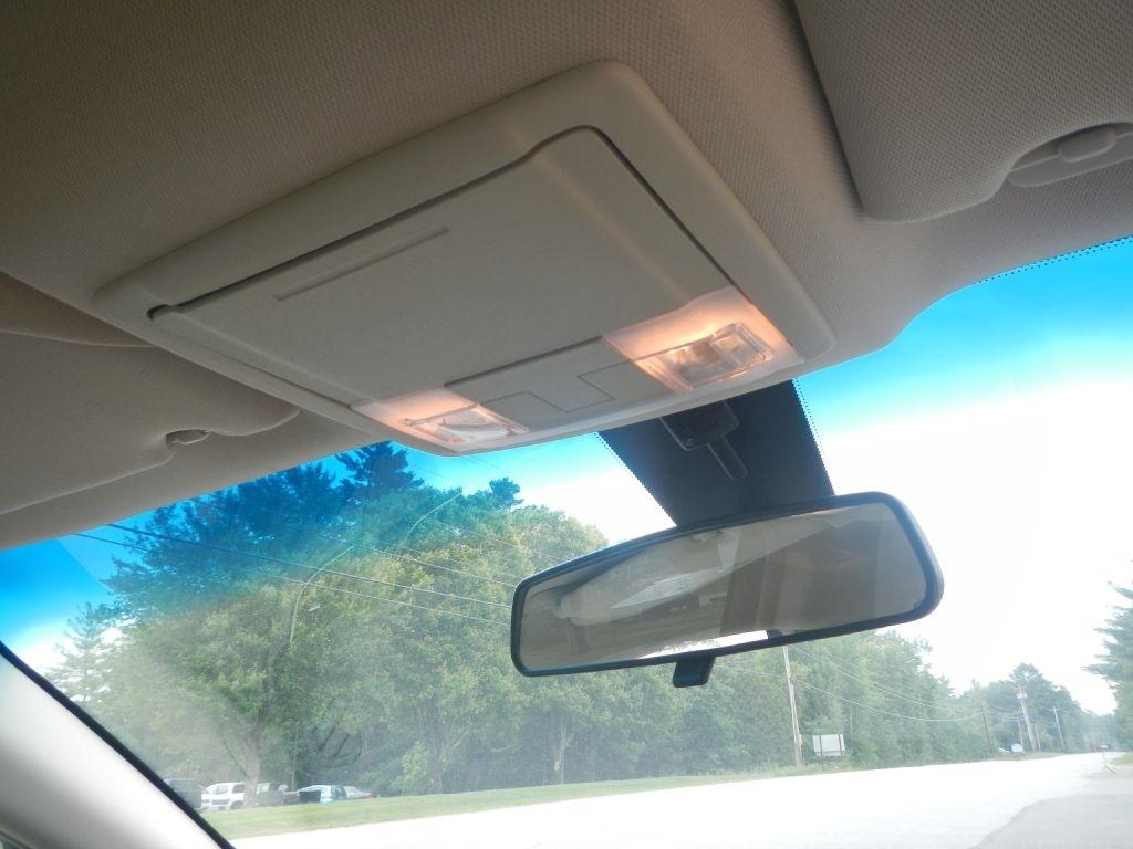 Ford Taurus SE FWD 2014