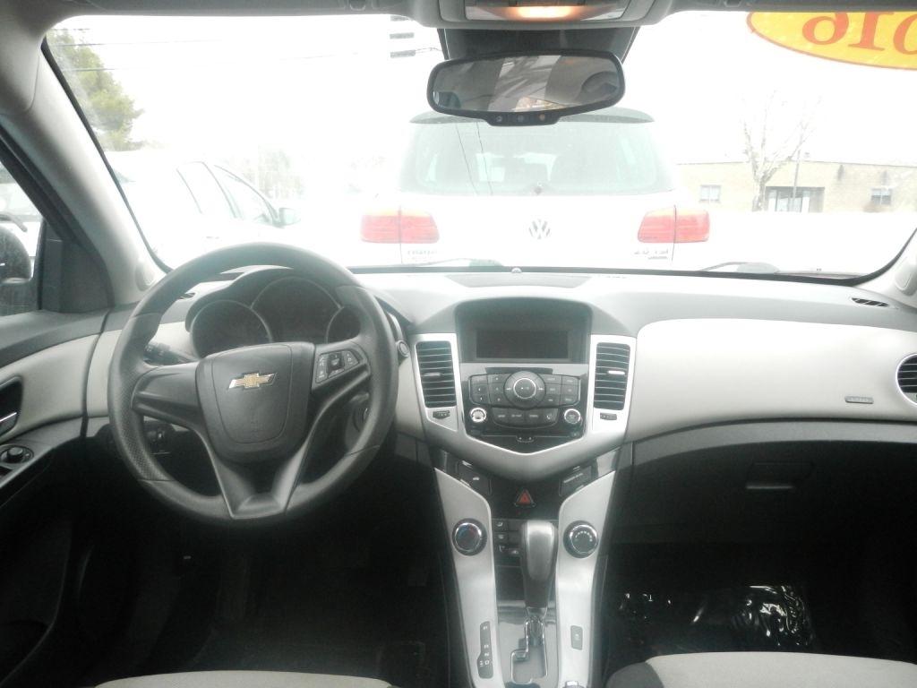 Chevrolet Cruze Limited LS Auto 2016