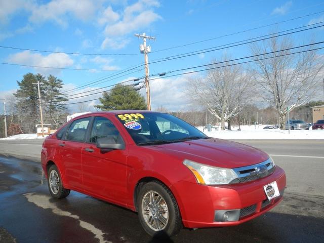 Red 2010 Ford Focus SE Sedan Front-Wheel Drive Automatic