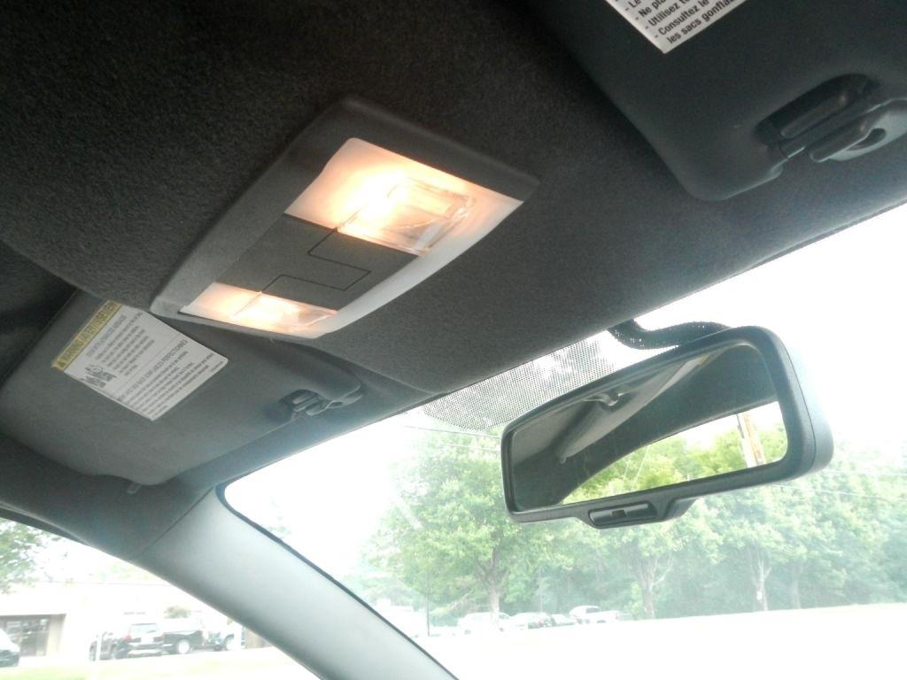 Ford Focus SE Sedan 2010