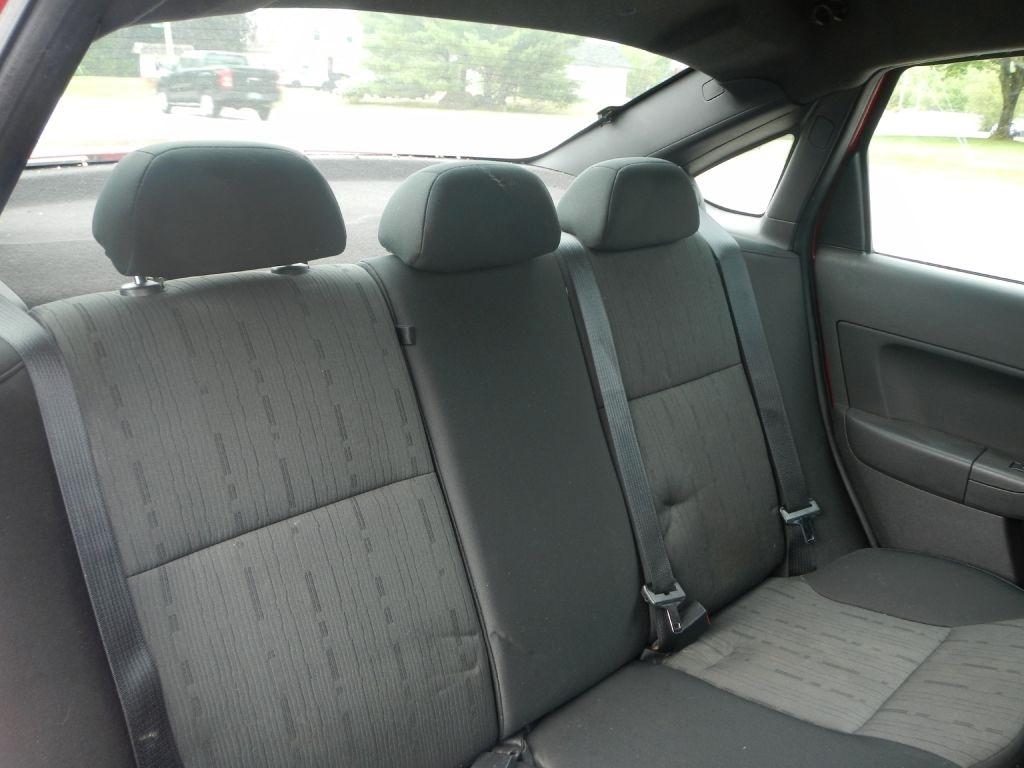 Ford Focus SE Sedan 2010