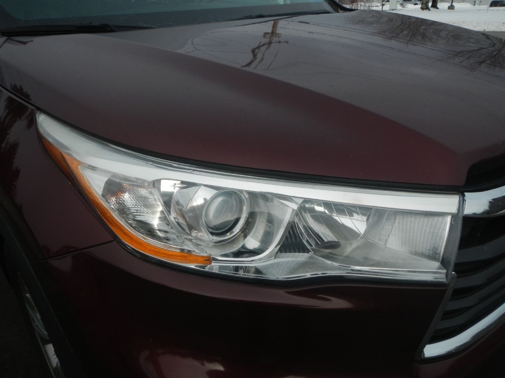 Toyota Highlander XLE AWD V6 2014