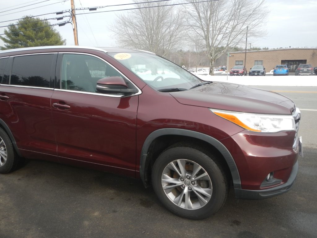 Toyota Highlander XLE AWD V6 2014