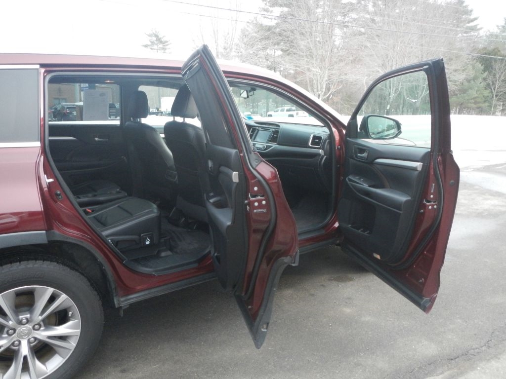 Toyota Highlander XLE AWD V6 2014