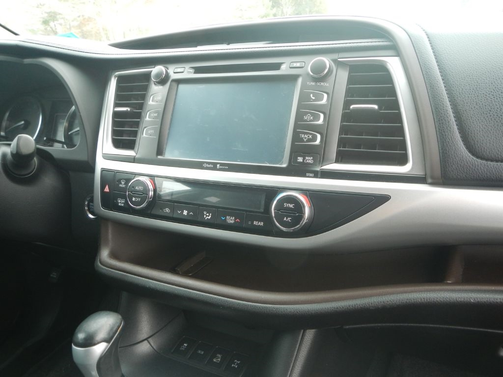 Toyota Highlander XLE AWD V6 2014