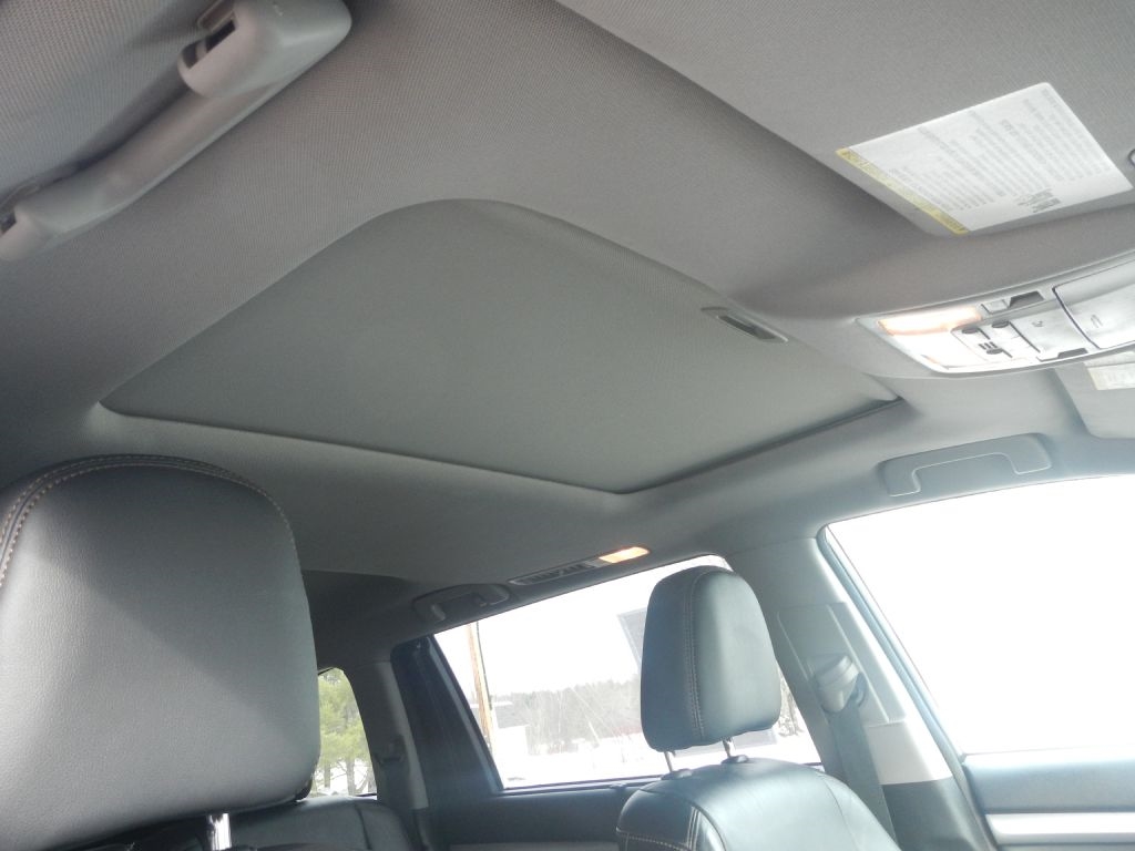 Toyota Highlander XLE AWD V6 2014