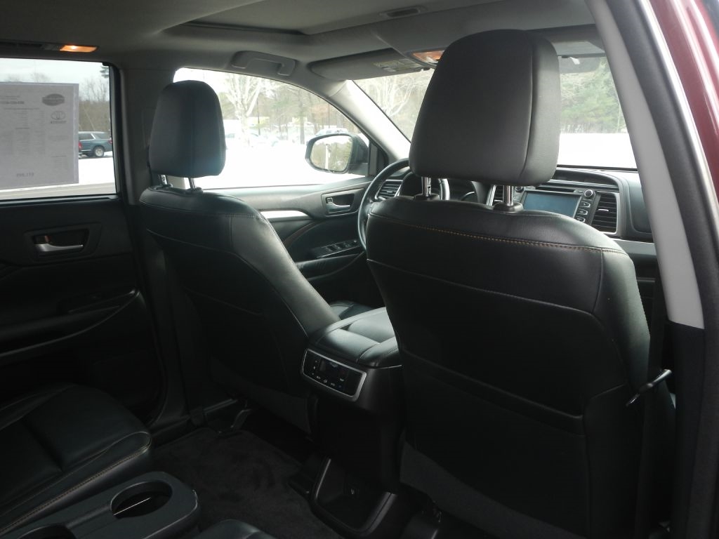 Toyota Highlander XLE AWD V6 2014