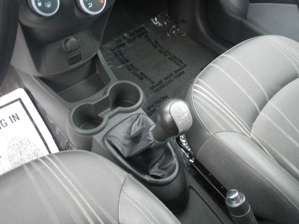 Chevrolet Spark LS Manual 2014