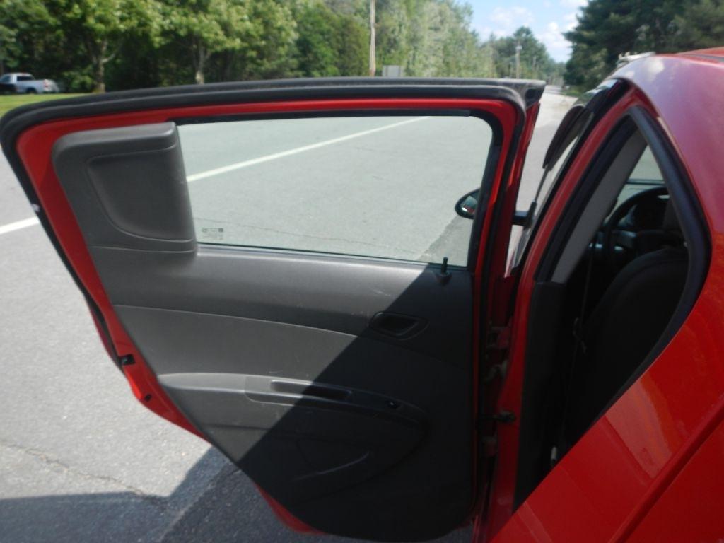 Chevrolet Spark LS Manual 2014