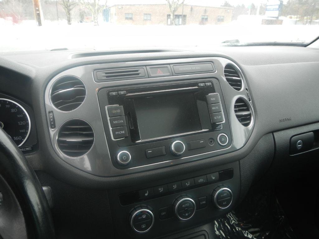 Volkswagen Tiguan S 4Motion 2013