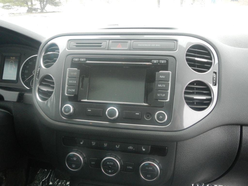 Volkswagen Tiguan S 4Motion 2013