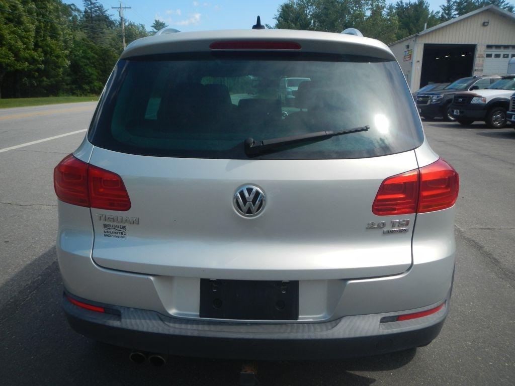 Volkswagen Tiguan S 4Motion 2013
