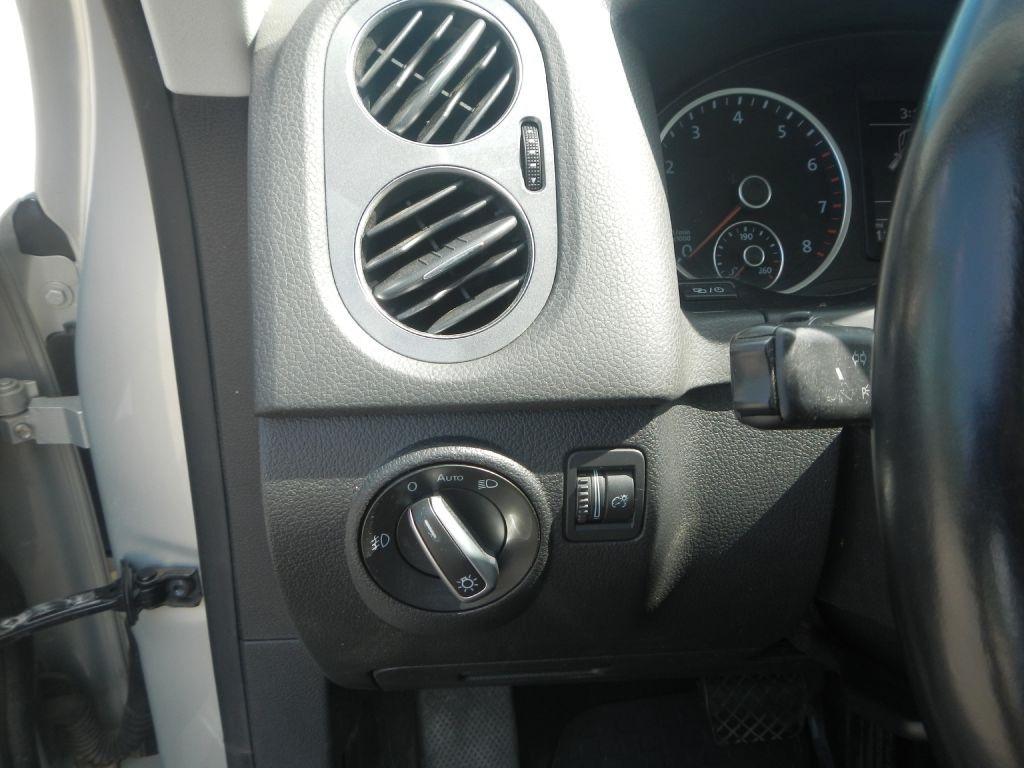 Volkswagen Tiguan S 4Motion 2013