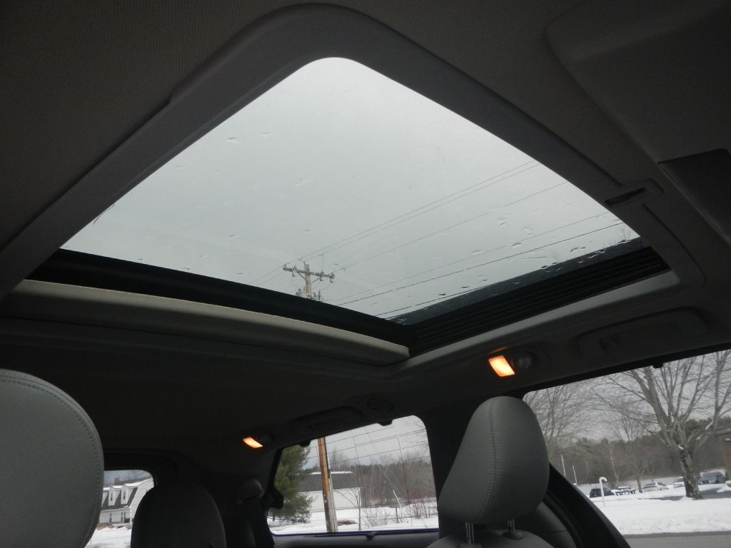 Toyota Sienna Limited AWD 7-Passenger V6 2015