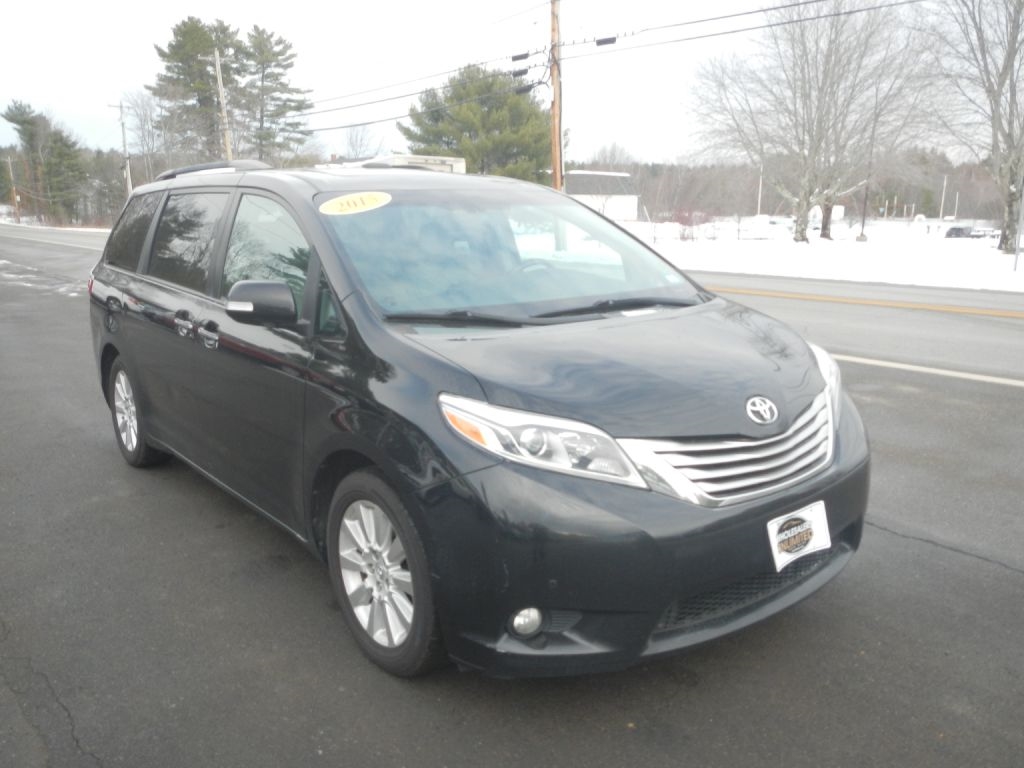 Toyota Sienna Limited AWD 7-Passenger V6 2015