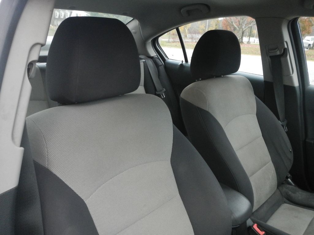 Chevrolet Cruze LS Auto 2014 Chevrolet Cruze LS Auto 2014