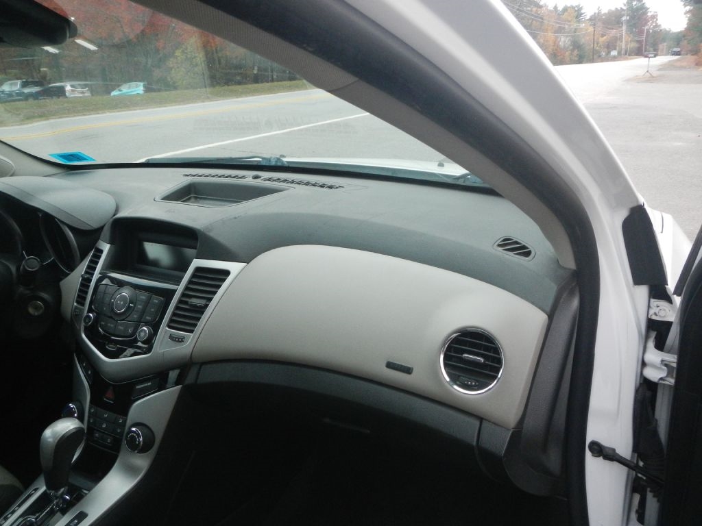 Chevrolet Cruze LS Auto 2014 Chevrolet Cruze LS Auto 2014