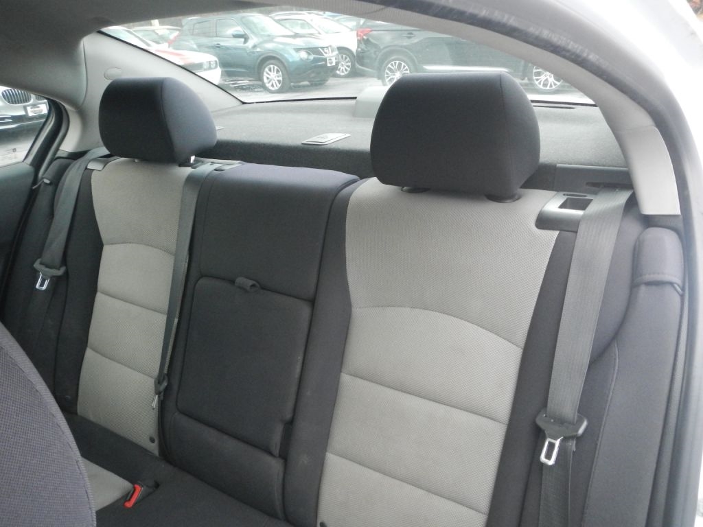 Chevrolet Cruze LS Auto 2014 Chevrolet Cruze LS Auto 2014