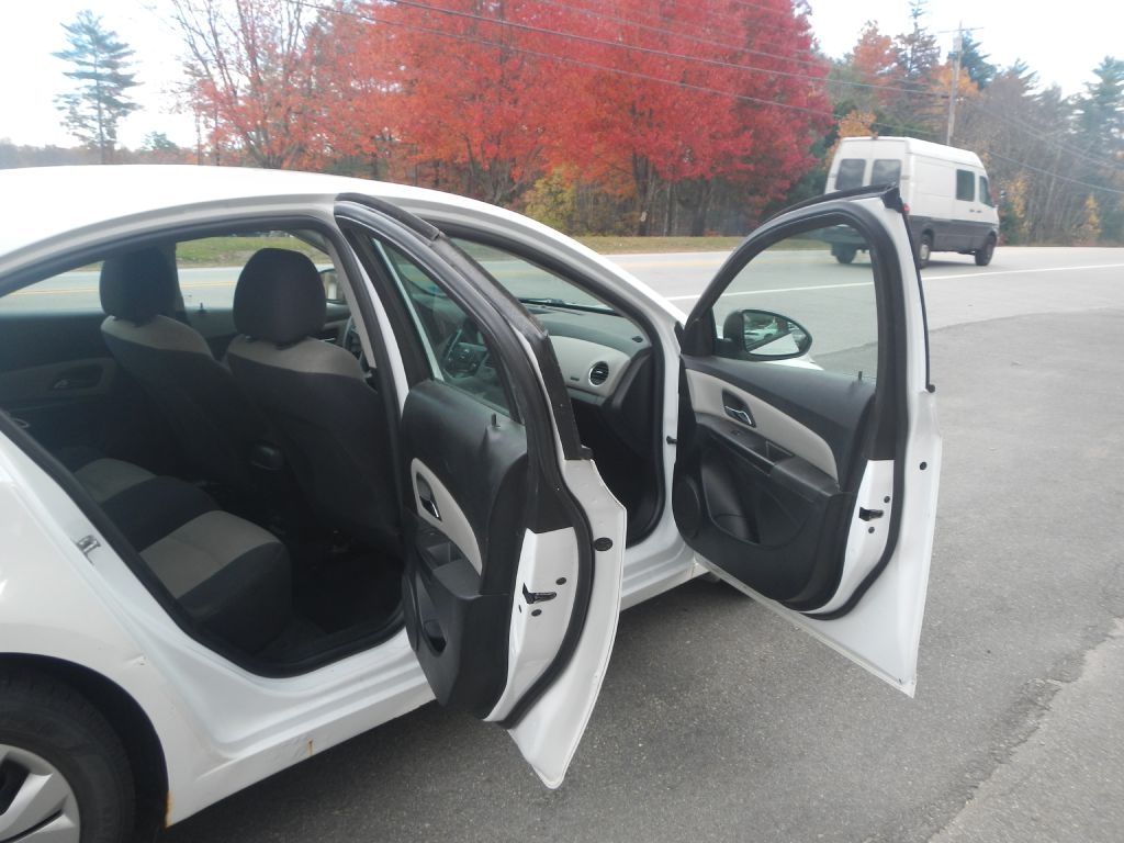 Chevrolet Cruze LS Auto 2014 Chevrolet Cruze LS Auto 2014