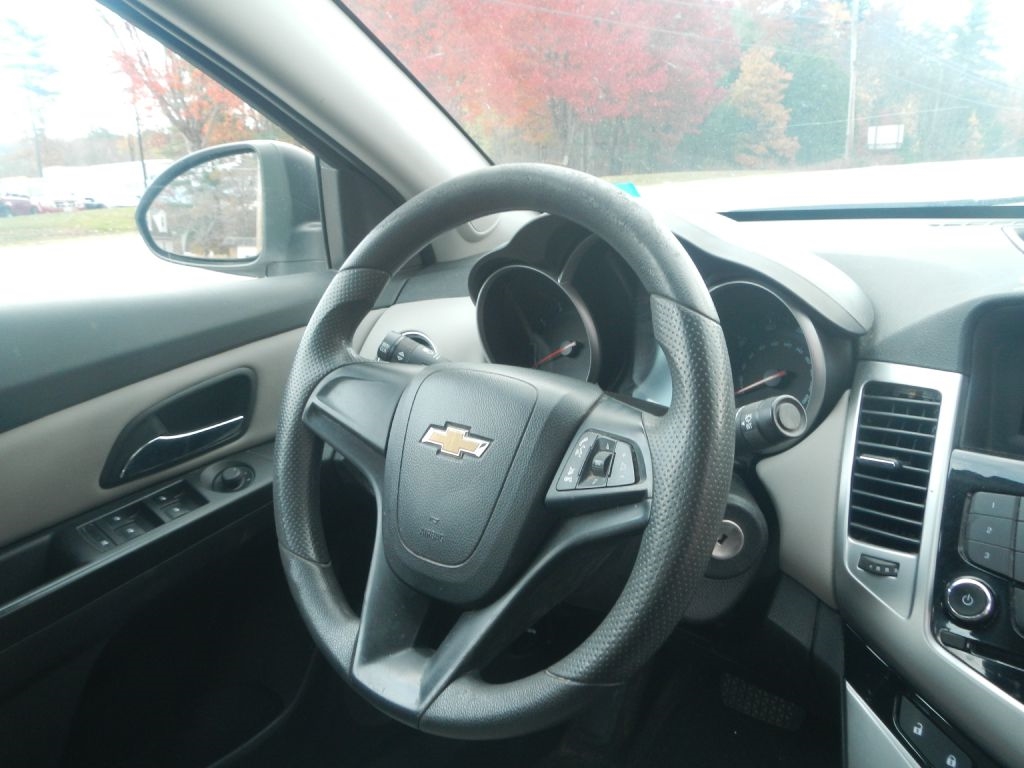 Chevrolet Cruze LS Auto 2014 Chevrolet Cruze LS Auto 2014