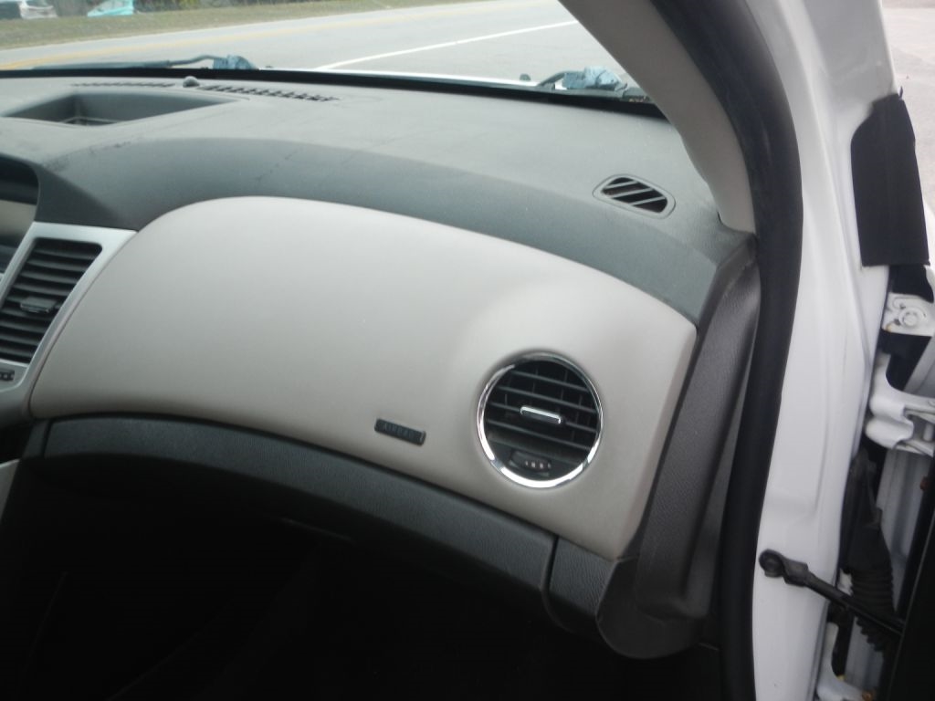 Chevrolet Cruze LS Auto 2014 Chevrolet Cruze LS Auto 2014
