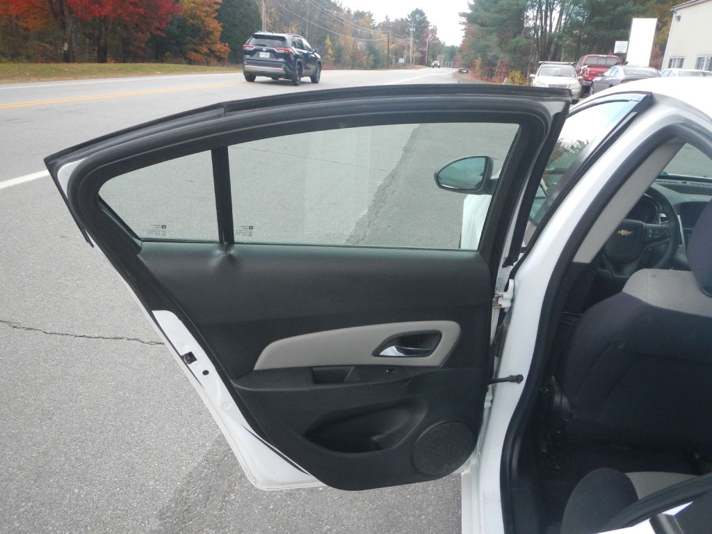 Chevrolet Cruze LS Auto 2014 Chevrolet Cruze LS Auto 2014