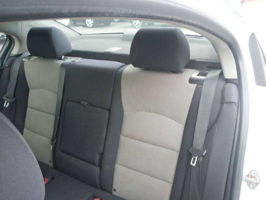 Chevrolet Cruze LS Auto 2014 Chevrolet Cruze LS Auto 2014