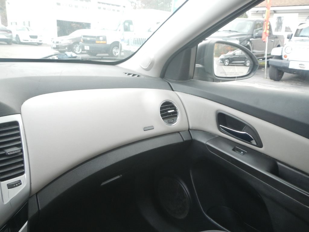 Chevrolet Cruze LS Auto 2014 Chevrolet Cruze LS Auto 2014