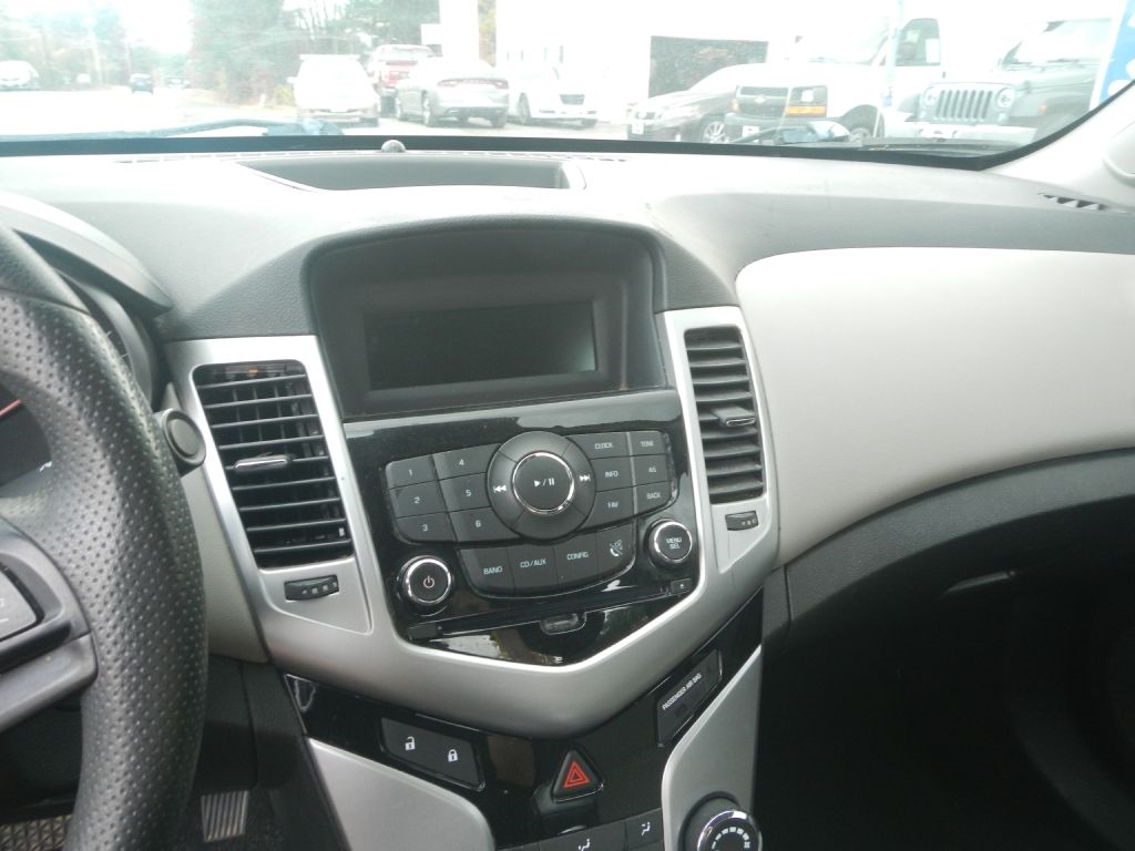 Chevrolet Cruze LS Auto 2014 Chevrolet Cruze LS Auto 2014