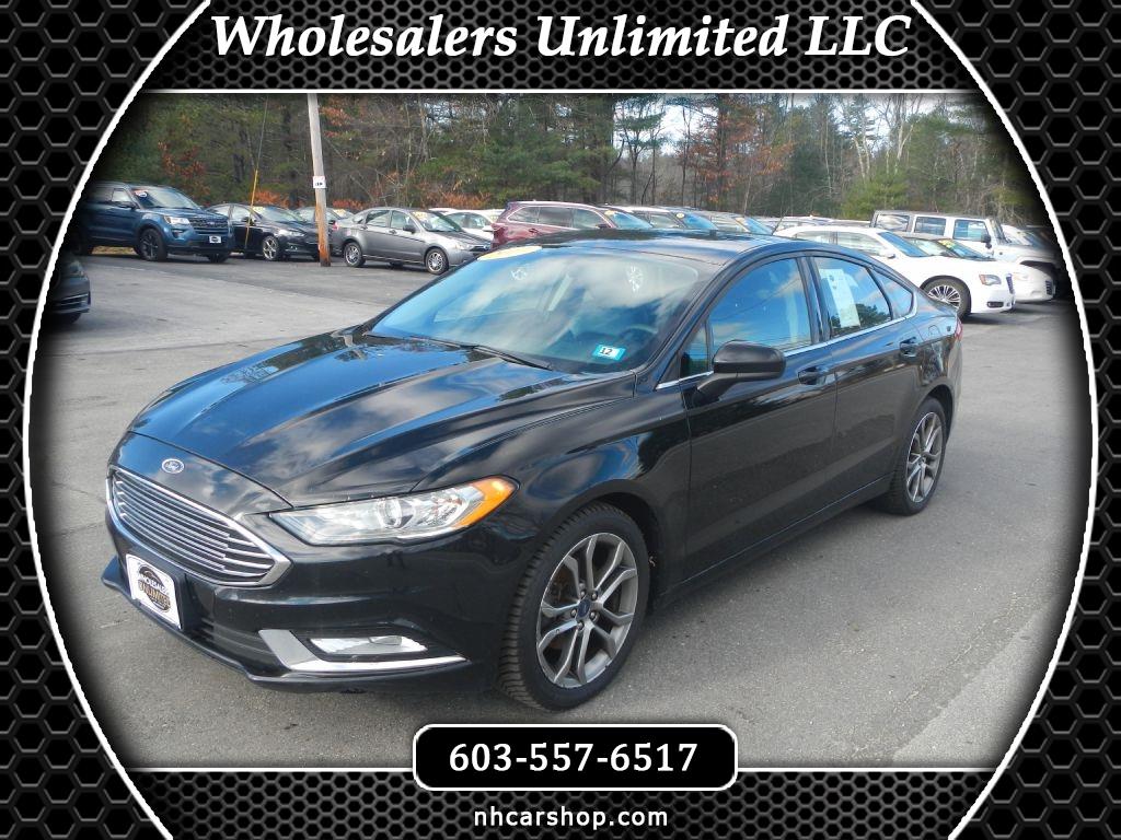 2017 Ford Fusion SE's photo