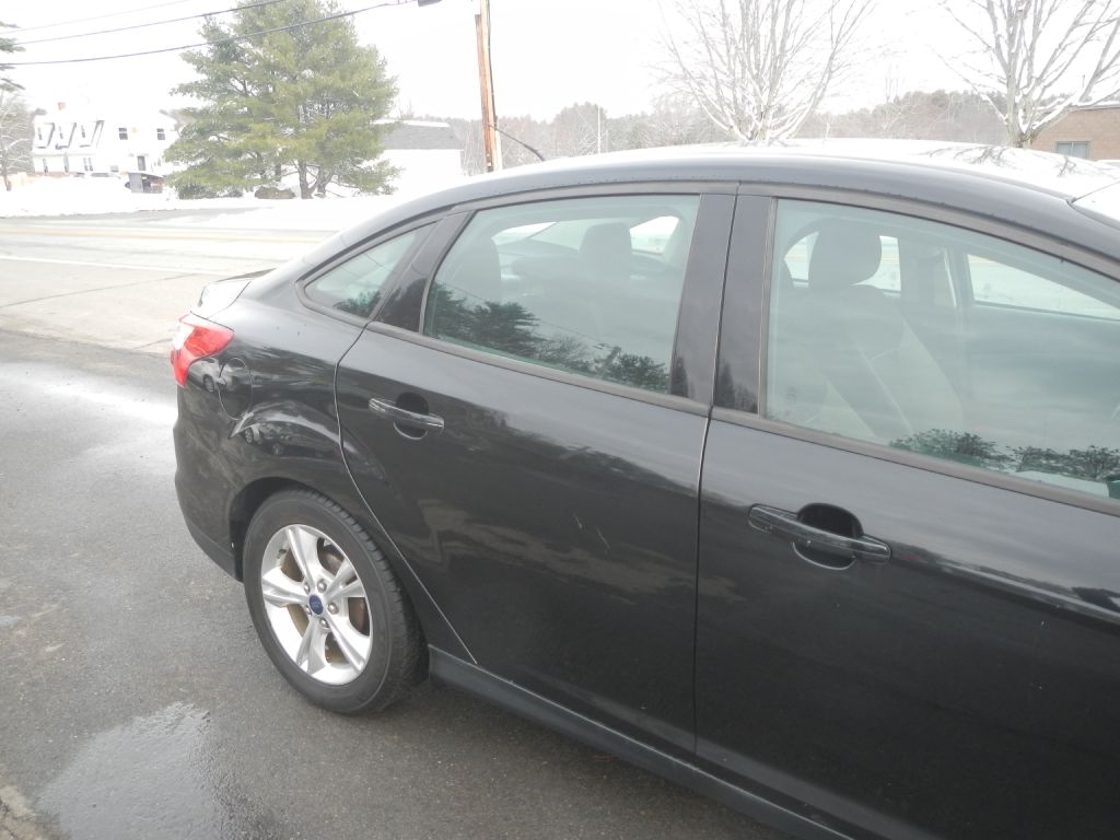 Ford Focus SE Sedan 2014