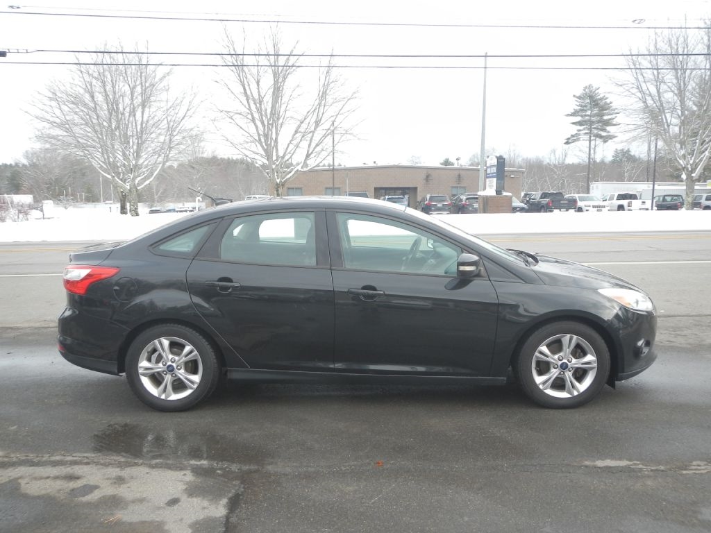 Ford Focus SE Sedan 2014
