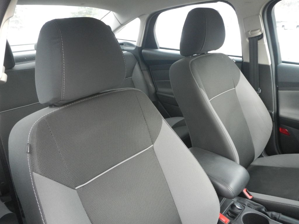 Ford Focus SE Sedan 2014