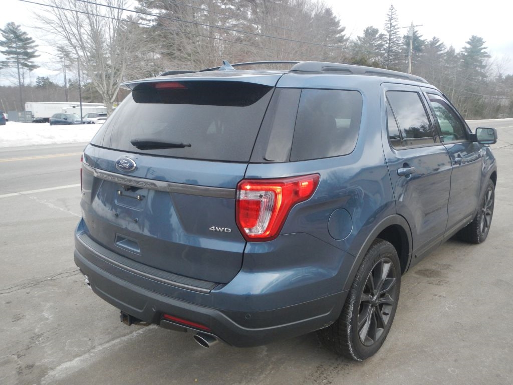 Ford Explorer XLT 4WD 2018
