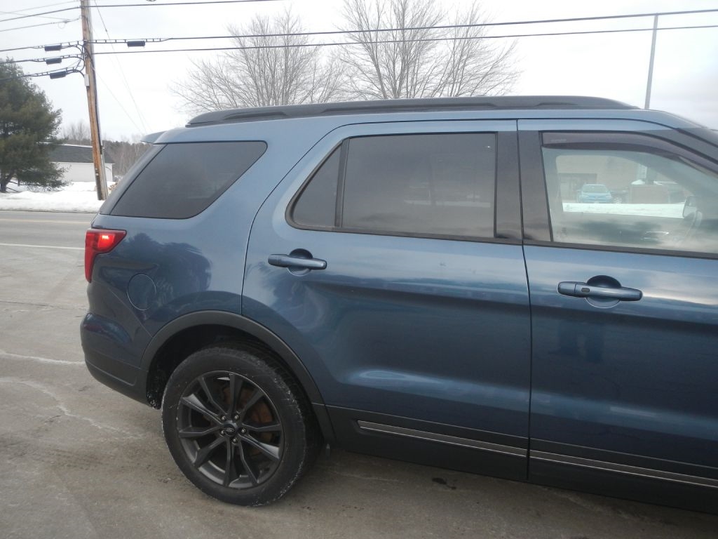 Ford Explorer XLT 4WD 2018