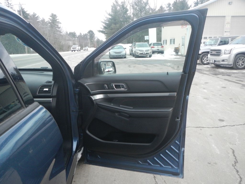 Ford Explorer XLT 4WD 2018