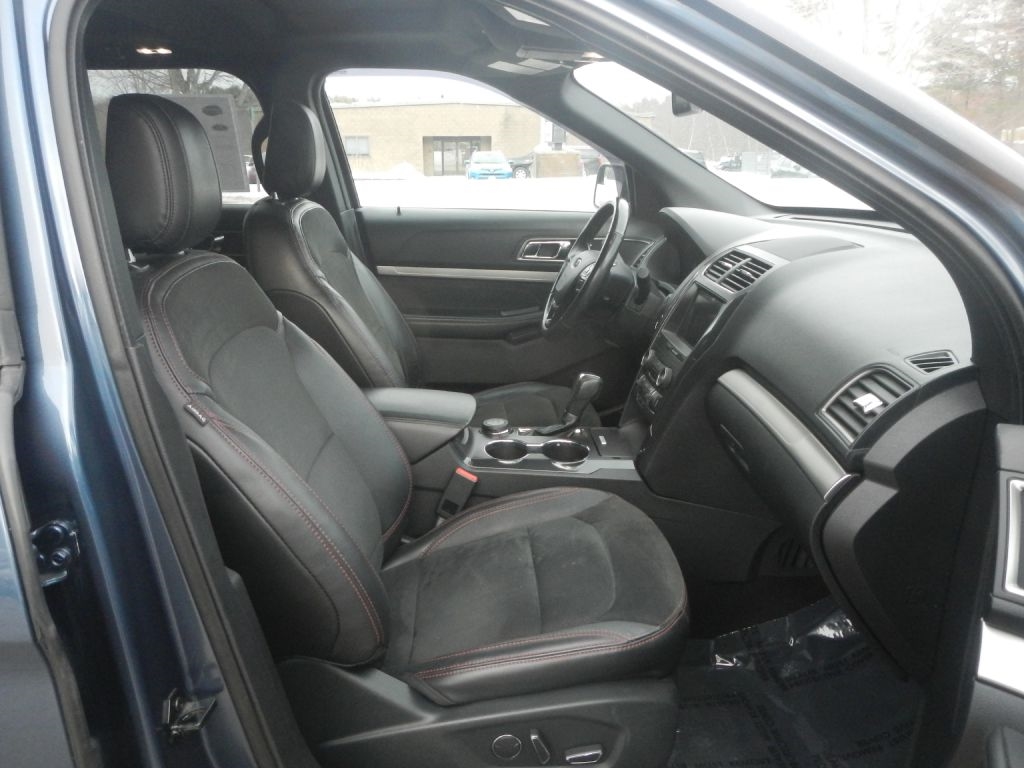 Ford Explorer XLT 4WD 2018