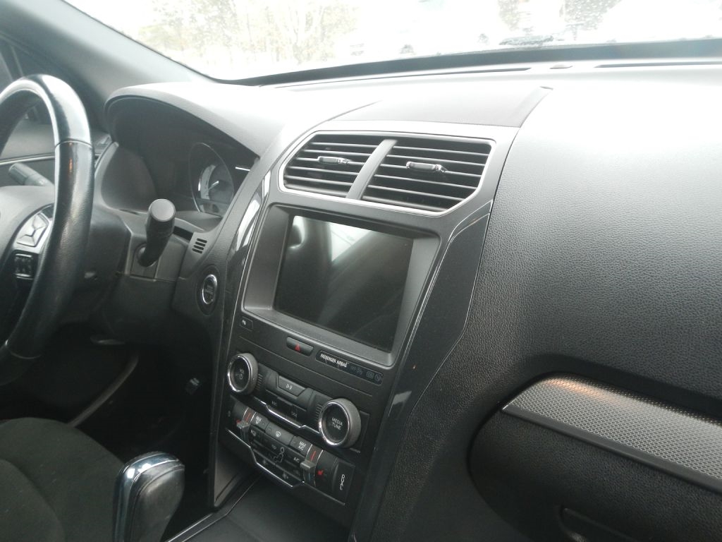 Ford Explorer XLT 4WD 2018