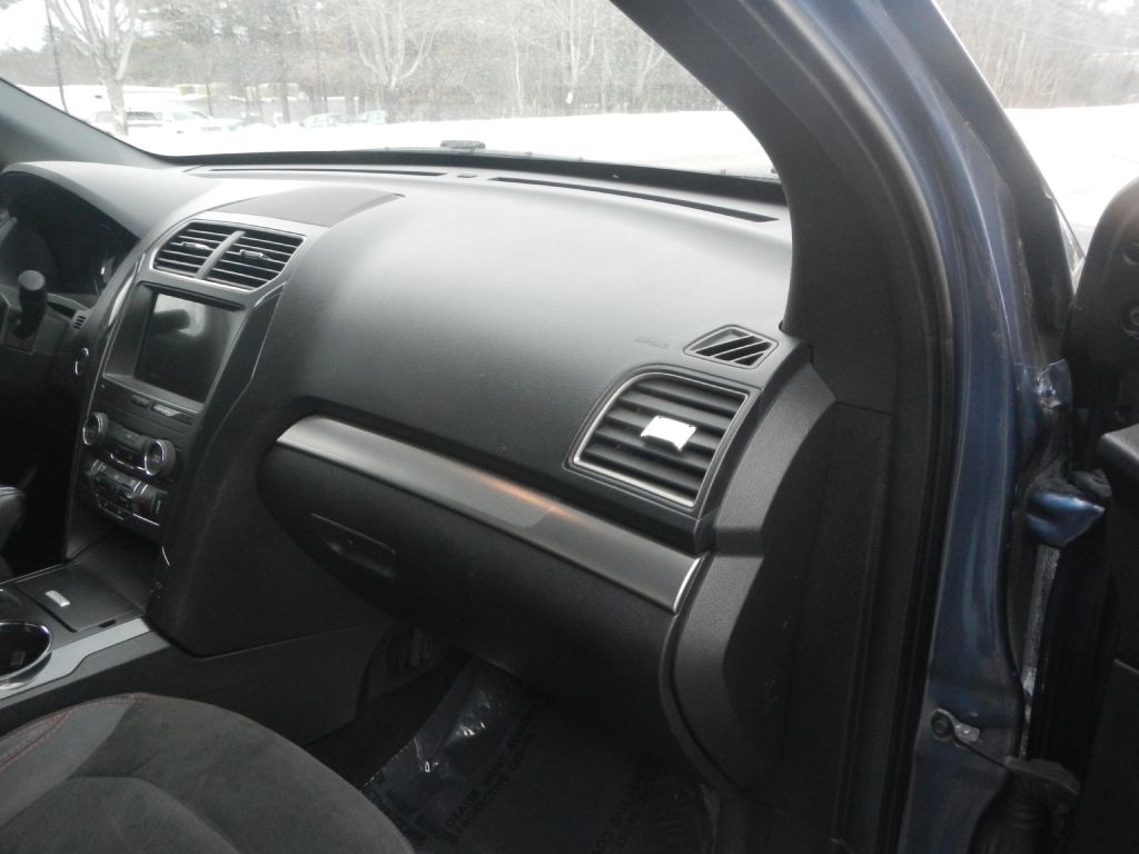 Ford Explorer XLT 4WD 2018