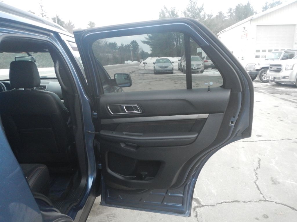 Ford Explorer XLT 4WD 2018