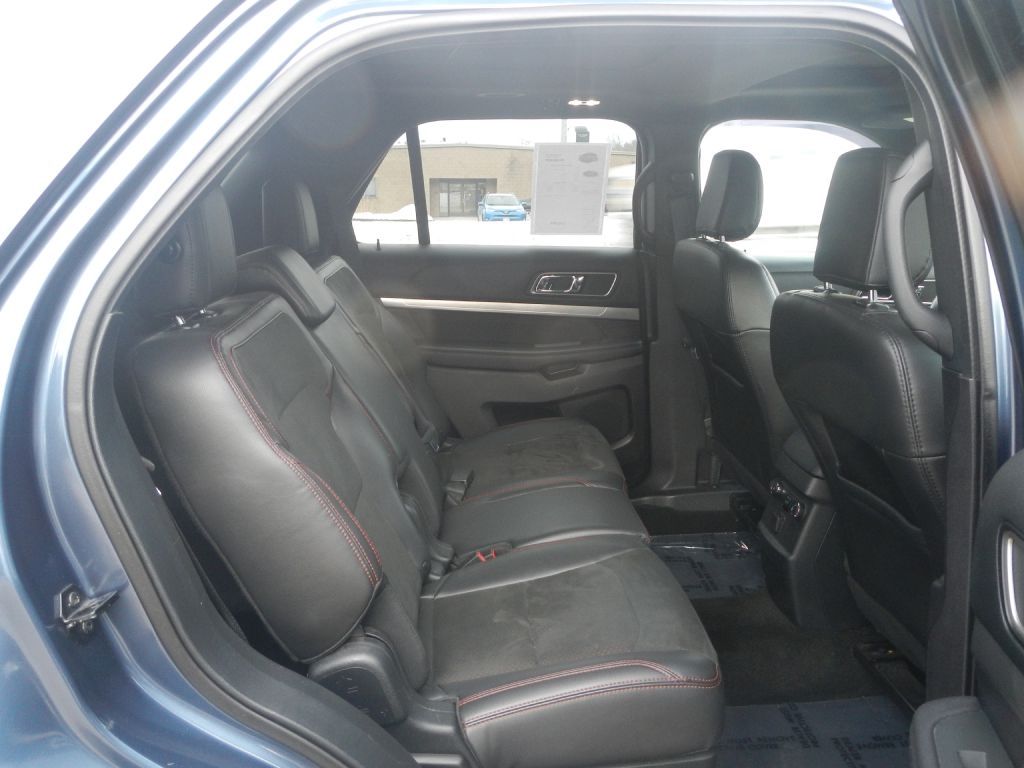 Ford Explorer XLT 4WD 2018