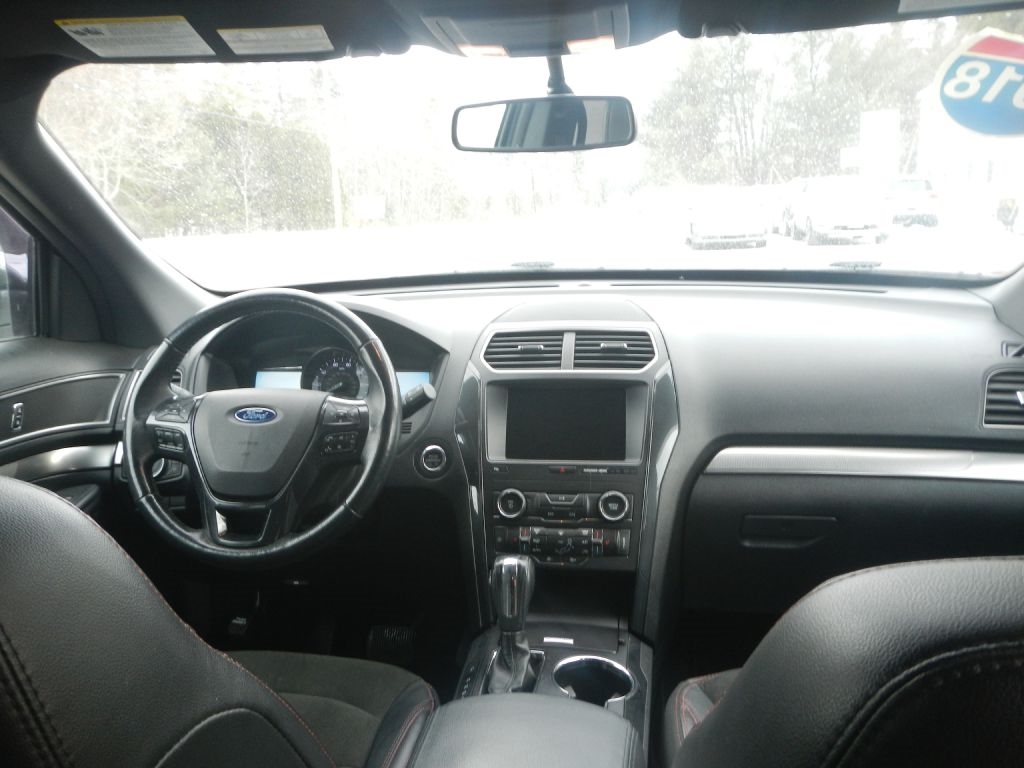 Ford Explorer XLT 4WD 2018