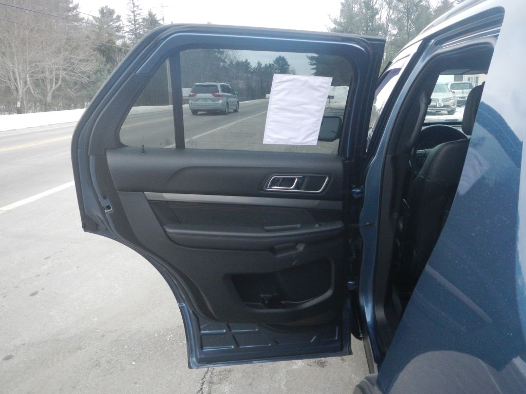 Ford Explorer XLT 4WD 2018