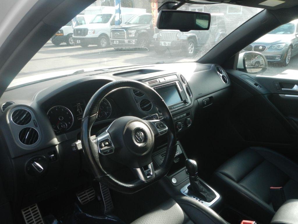 Volkswagen Tiguan R-Line 4Motion 2016