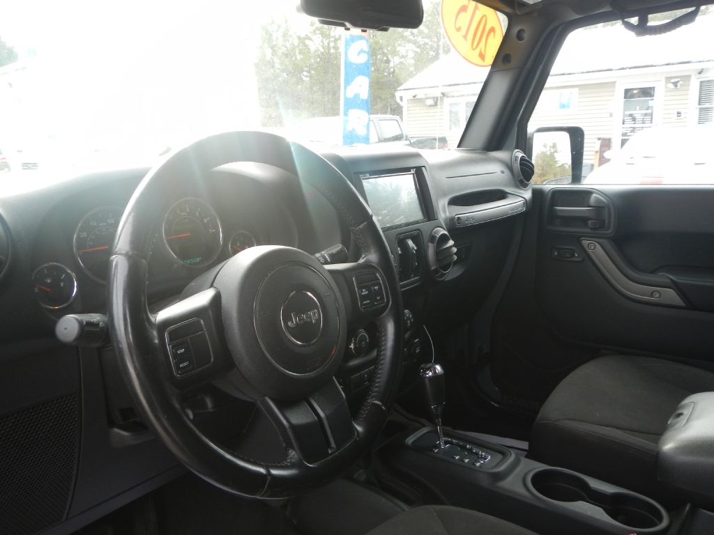 Jeep Wrangler Unlimited Sport 4WD 2015