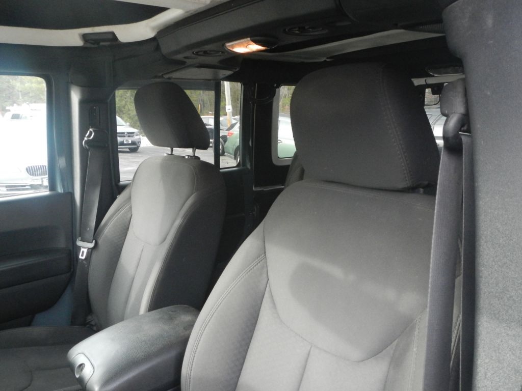 Jeep Wrangler Unlimited Sport 4WD 2015