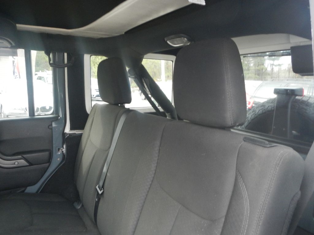 Jeep Wrangler Unlimited Sport 4WD 2015